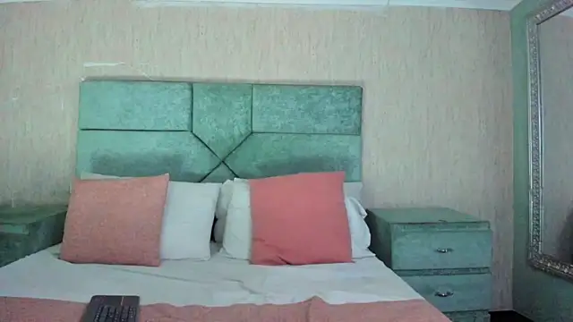 ChritianDowney online show from March 2026 04:53:01 AM