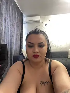 julietalovee online show from March 2026 10:21:02 AM