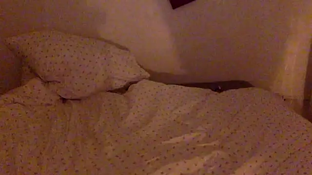 douce blanche13 online show from March 2026 08:01:02 PM