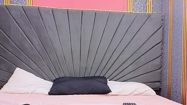 Kaely-Hot- online show from March 2026 02:11:02 PM