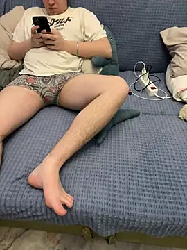 Edgar kisss online show from March 2026 04:13:01 PM