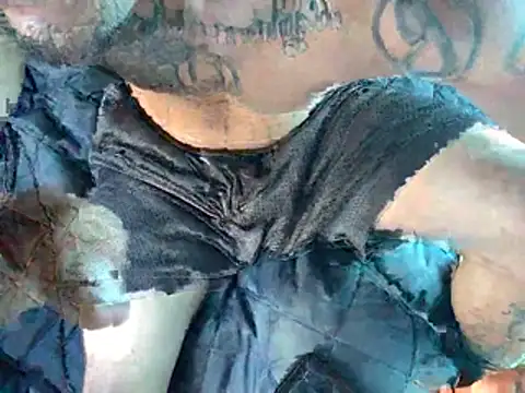 Donkie909 online show from March 2026 10:38:02 PM