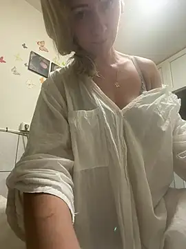 Snapshot of Secret_Ladyx chatting on July 2026 04:03:01 AM Secret Ladyx online show from July 2026 04:03:01 AM