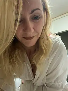 Snapshot of Secret_Ladyx chatting on July 2026 03:42:01 AM Secret Ladyx online show from July 2026 03:42:01 AM