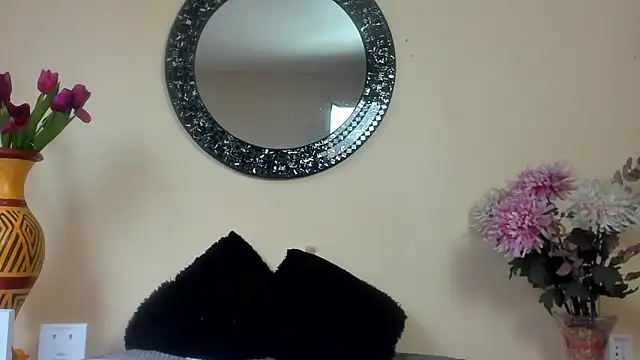 Maye Milf  online show from March 2026 12:44:01 PM