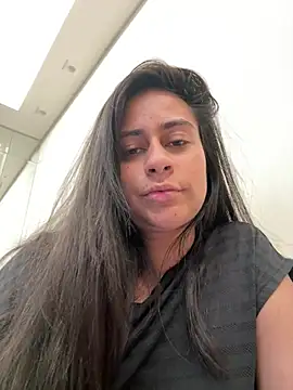 Geovana blan online show from March 2026 08:15:02 PM