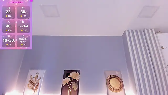 Snapshot of ManuelaMontes_ chatting on May 2026 11:41:02 AM ManuelaMontes online show from May 2026 11:41:02 AM