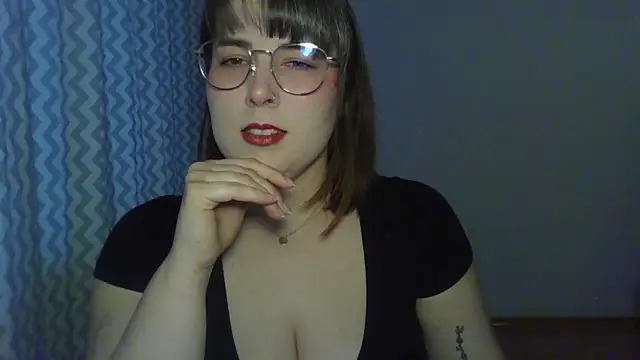 ClaraHard online show from April 2026 04:56:02 PM