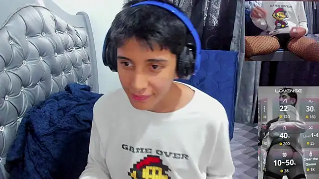 gomitaboy1 online show from April 2026 07:00:01 PM