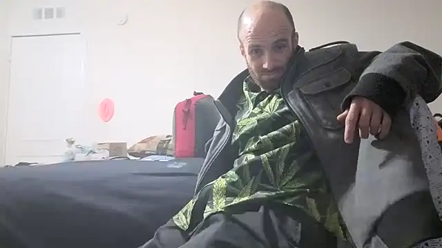 CirclingClass online show from November 2025 12:06:02 PM