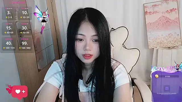 Noelle-2007 online show from April 2026 04:23:01 PM