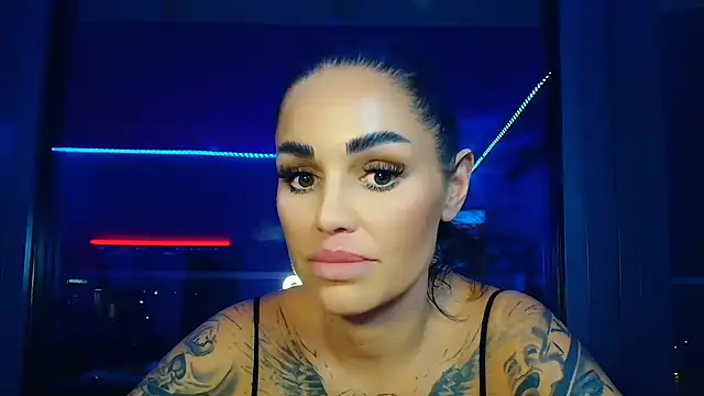 AMBER HARD online show from April 2026 08:55:02 PM