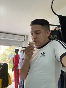 Snapshot of OliverTabordaa chatting on April 2026 06:10:02 PM OliverTabordaa online show from April 2026 06:10:02 PM