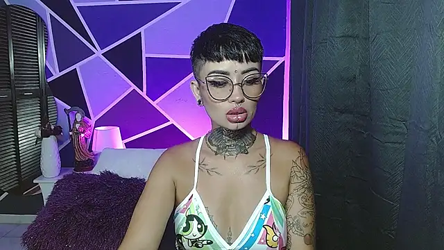 Sol Baker online show from April 2026 03:39:02 AM