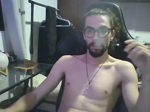 Snapshot of psycrema chatting on March 2026 11:33:01 PM psycrema online show from March 2026 11:33:01 PM