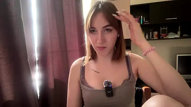 AquilineOrites online show from May 2026 06:44:01 AM