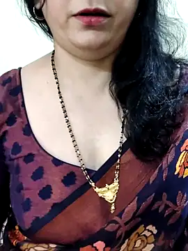 Yazhini-Cam online show from June 2026 01:59:01 PM