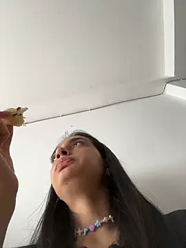 leilani X online show from May 2026 01:06:01 PM
