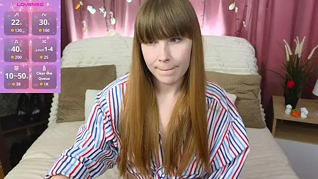 EmilyCuper  online show from April 2026 01:33:02 PM