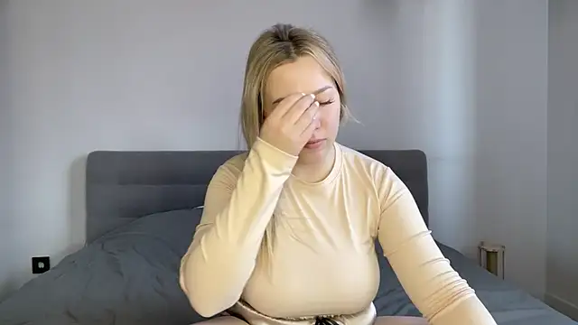 alyrasun online show from April 2026 06:29:02 AM