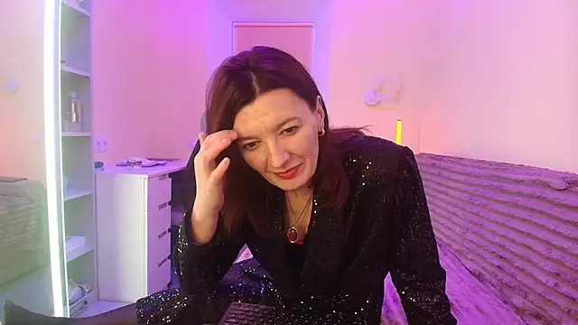 Bonnie Naughtyy online show from May 2026 04:24:02 PM