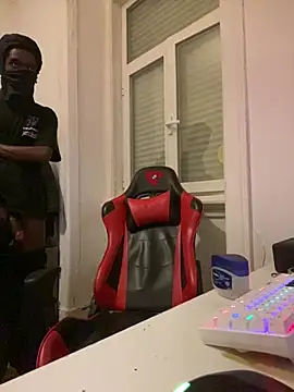 Snapshot of Glock47tig chatting on April 2026 11:05:01 PM Glock47tig online show from April 2026 11:05:01 PM