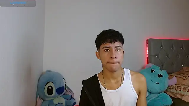 Sebas fire4 online show from April 2026 06:05:01 PM