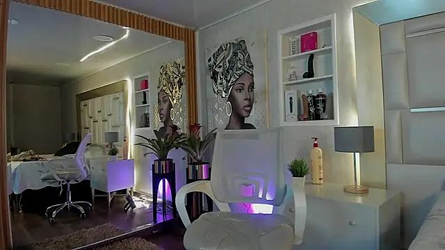 ZoeTaylorl online show from March 2026 01:36:02 PM