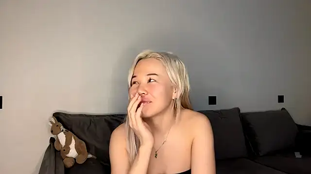 kira jade online show from March 2026 12:53:01 PM