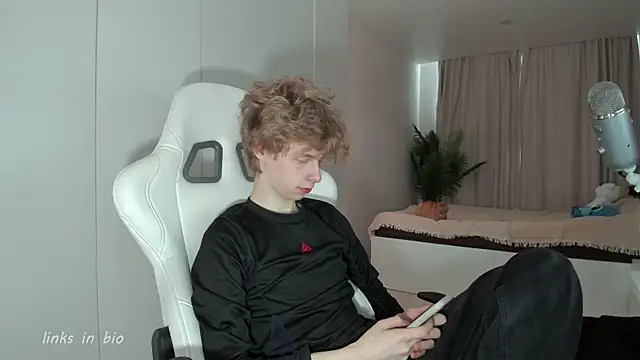 Wawesuc online show from April 2026 08:51:01 AM