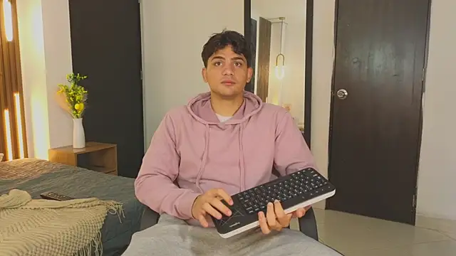 MrAdonis  online show from April 2026 12:41:01 PM