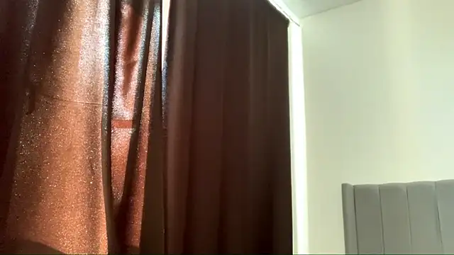 Snapshot of Kissme_Kira chatting on May 2026 05:56:01 AM Kissme Kira online show from May 2026 05:56:01 AM