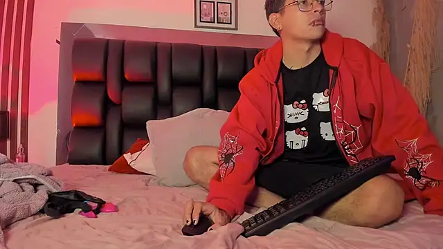 dalhia and hades online show from April 2026 12:42:01 PM