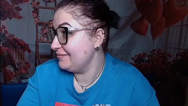 Snapshot of JannaCurvy chatting on March 2026 06:39:01 AM JannaCurvy online show from March 2026 06:39:01 AM