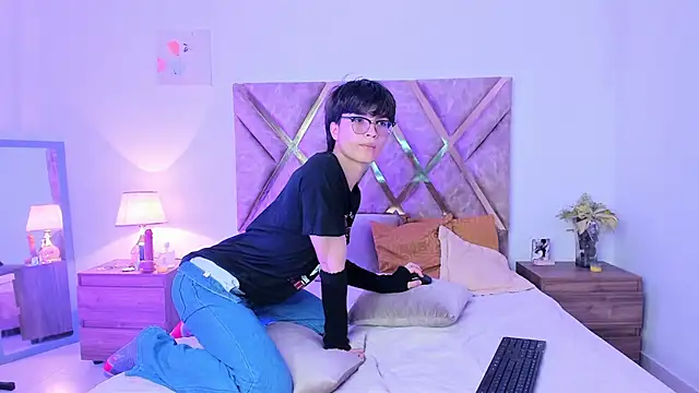 Kai blaz online show from March 2026 07:18:02 PM