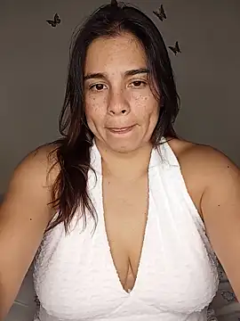 Snapshot of BettyBoo_w chatting on May 2026 08:54:02 PM BettyBoo w online show from May 2026 08:54:02 PM