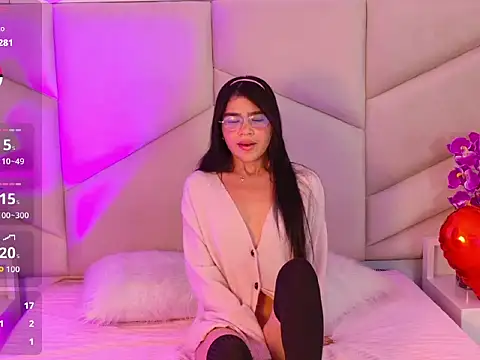 OliviaDiaz online show from March 2026 01:59:01 PM