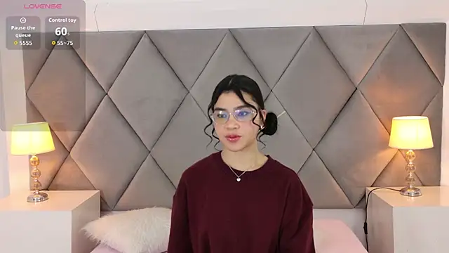 OliviaDiaz online show from March 2026 08:10:01 PM