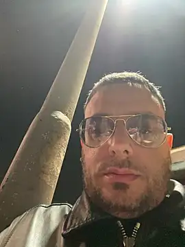 tonyboys19418 online show from March 2026 09:56:02 PM