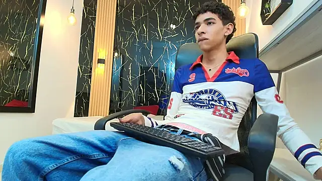 ValeriHot 1 online show from April 2026 02:39:01 AM