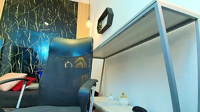 ValeriHot 1 online show from April 2026 03:09:02 AM