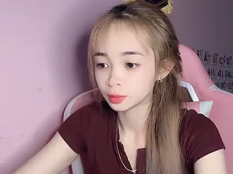 Odile068 online show from March 2026 06:44:01 PM