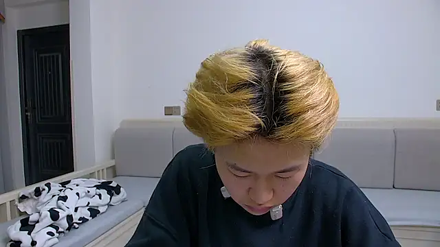 Chili-001 online show from March 2026 04:40:02 AM