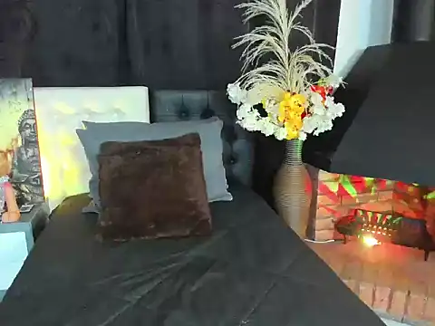 Vicky Angeel online show from April 2026 03:26:02 PM