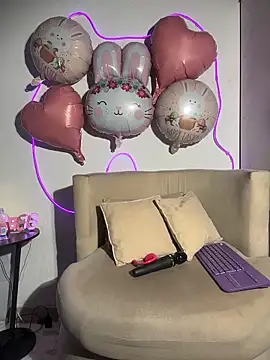 MiaFoxie  online show from April 2026 03:42:02 PM