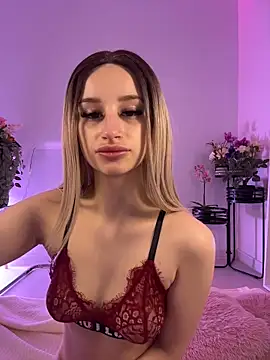 ScarletFlameee online show from May 2026 05:36:02 AM