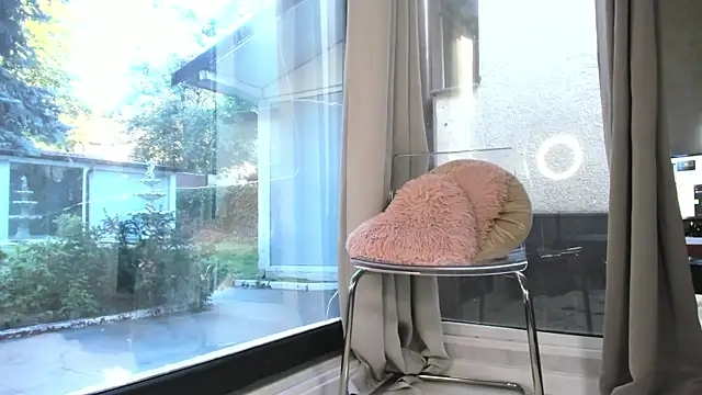 ScarletFlameee online show from July 2026 05:43:02 AM
