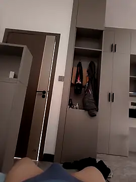 lixx520 online show from April 2026 07:39:01 AM