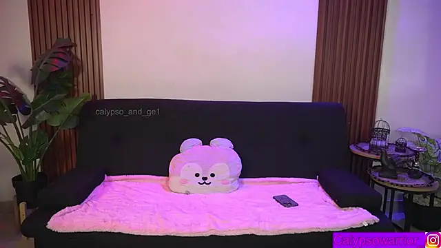 Snapshot of calypso_and_g2 chatting on June 2026 05:52:01 PM calypso and g2 online show from June 2026 05:52:01 PM