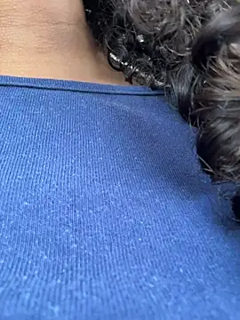 Bunny fire online show from April 2026 07:03:02 PM